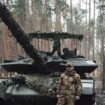 Rusia-esta-sobrecargando-sus-viejos-tanques-T-62